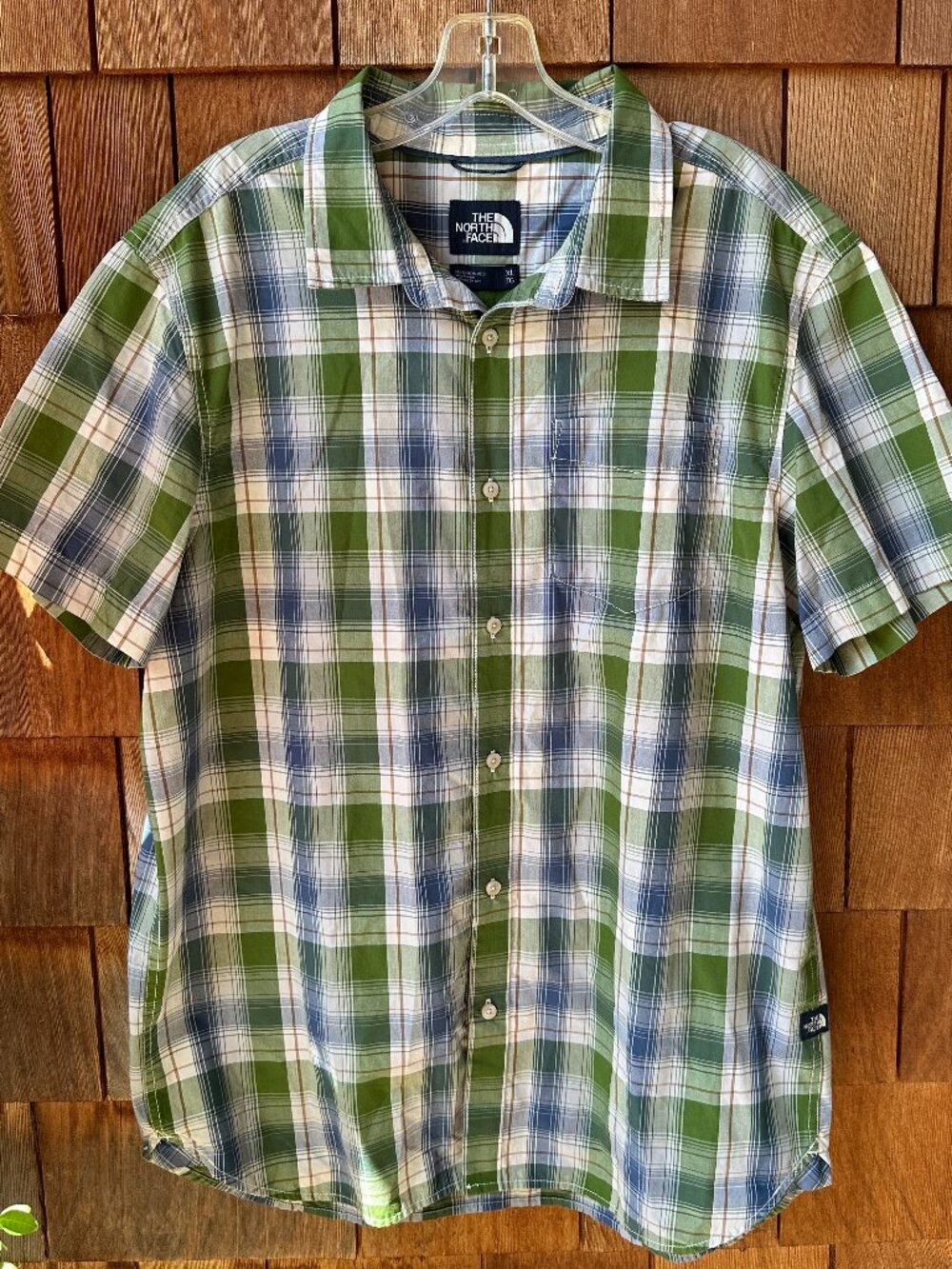 EUC The North Face Green/Blue Plaid Cotton Short Sleeve Camp Shirt in Men's XL